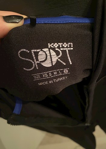 Siyah Fermuarlı Kadın Spor Ceket - Görsel 4