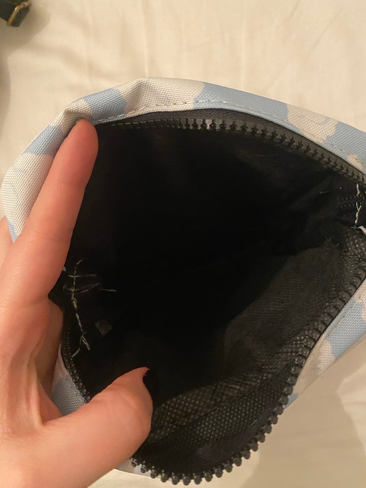 Mavi Bulut Desenli Kadın Çapraz Çanta - Görsel 4