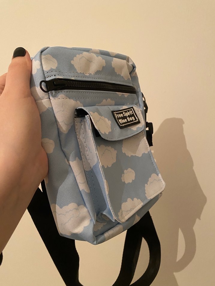 Mavi Bulut Desenli Kadın Çapraz Çanta - Görsel 5