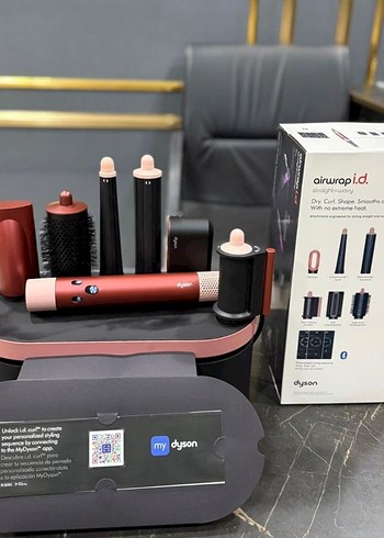 Dyson Airwrap Saç Şekillendirici Kırmızı İd modeli