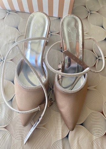 Bej Stiletto Topuklu Kadın Abiye Ayakkabı