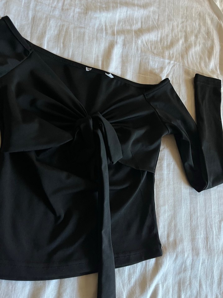 Siyah Crop - Görsel 3