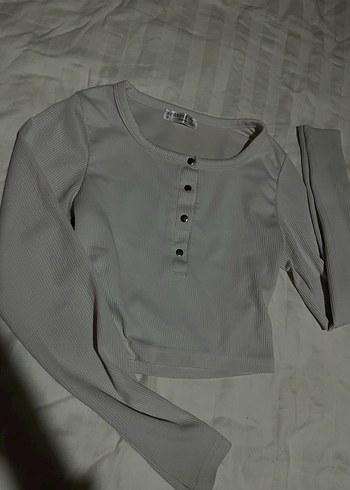 Beyaz Düğmeli Crop - Görsel 4