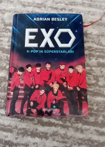 EXO K-Pop'un Süperstarları Biyografi Kitabı