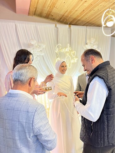 38 Beden Nikah , nişan için abiye gelinlik