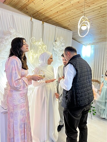 Gelinlik Nikah , nişan için abiye gelinlik