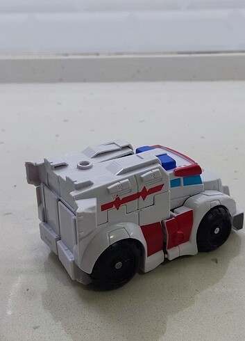 Beden Transformers Ratchet