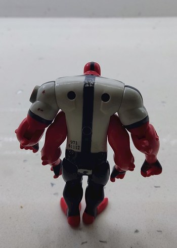 Ben 10 Dört Kol - Görsel 2