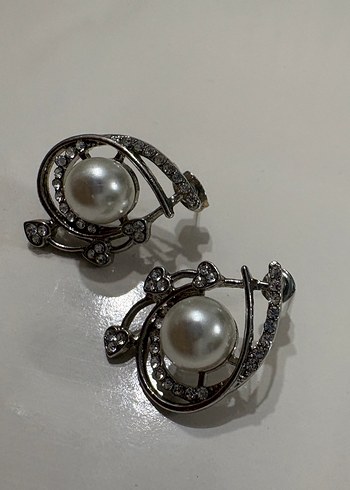 Mini Beyaz İncili Vintage Küpe