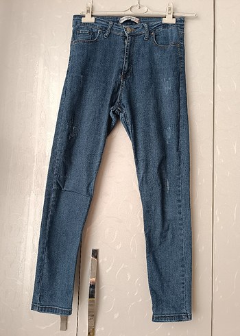 Kadın Mavi Denim Normal Boy Yırtık Jean