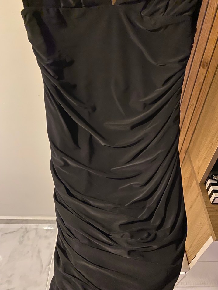 Açelya Okçu Siyah Drapeli V Yaka Kisa Abiye Elbise - Görsel 4