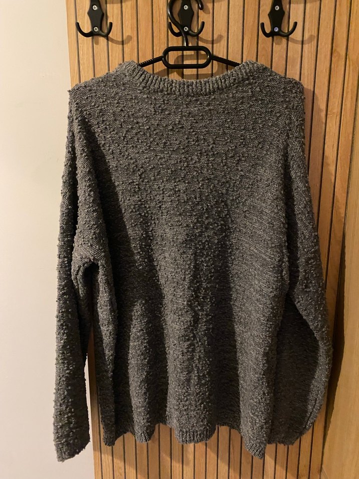 Gri Kadın Örgü Yün Kazak - Görsel 4