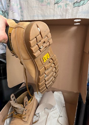 Sarı Caterpillar Kadın Botu - Görsel 3