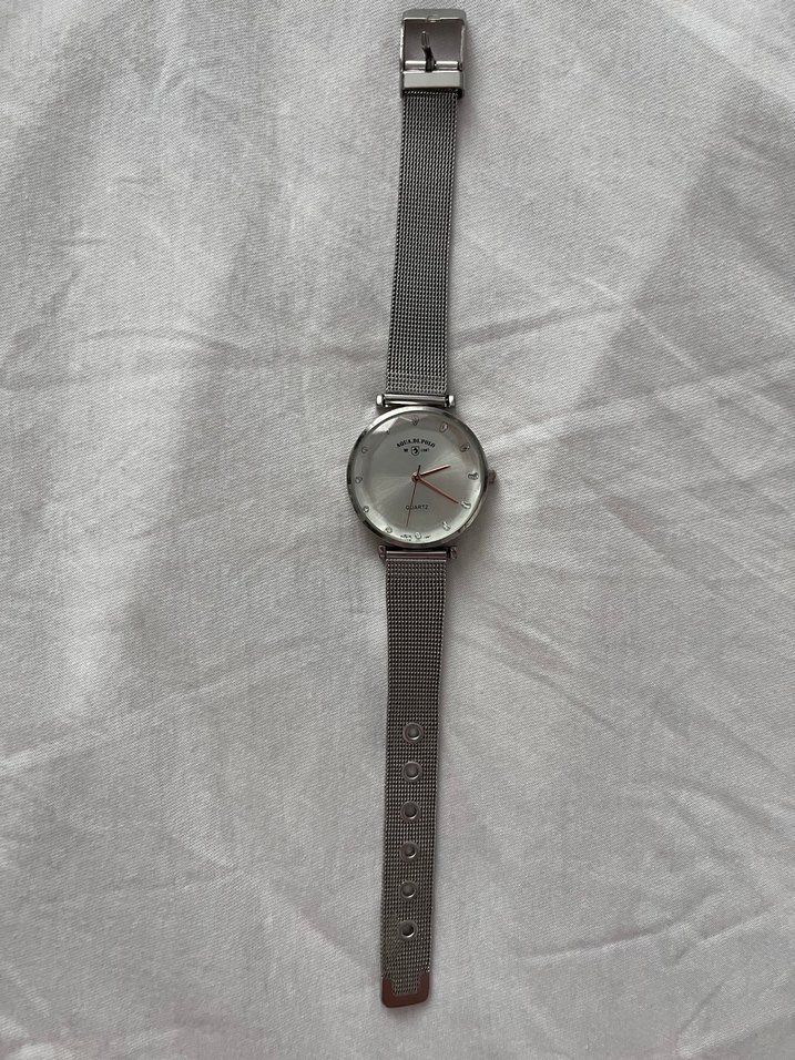 Gri Minimalist Kadın Kol Saati - Görsel 2