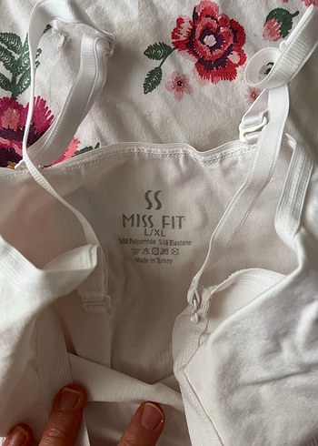 Beyaz Göğüs Destekli Korse - Görsel 3