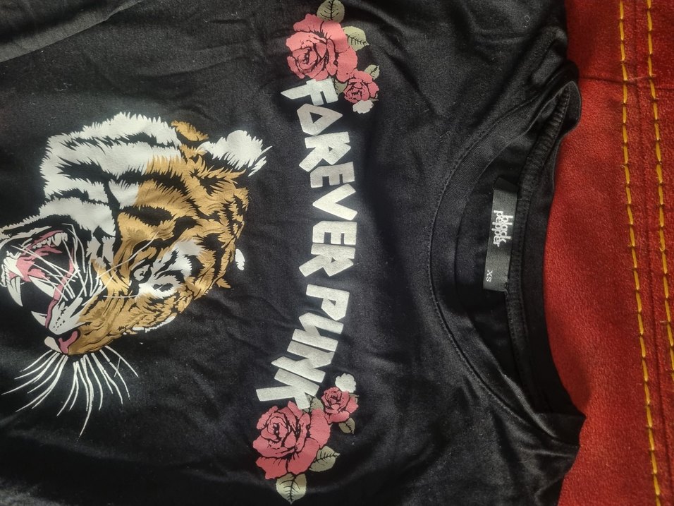 Kız Çocuk Siyah Baskılı Rock Punk Tişört - Görsel 2