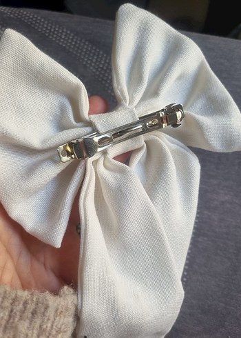 Beyaz Keten Fiyonk Saç Aksesuarı - Görsel 2