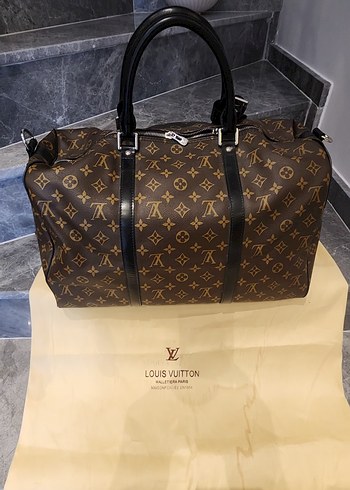 Louis Vuitton Monogramli Kahverengi Seyahat Cantasi