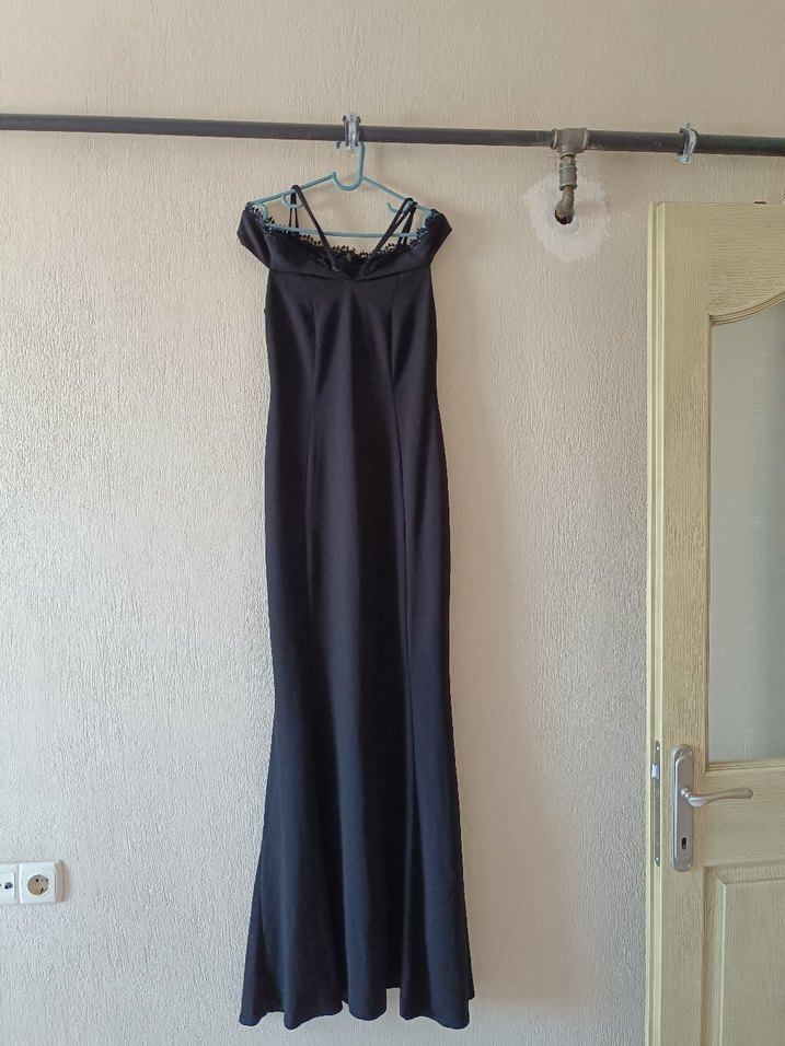 Siyah uzun balık abiye - Görsel 2