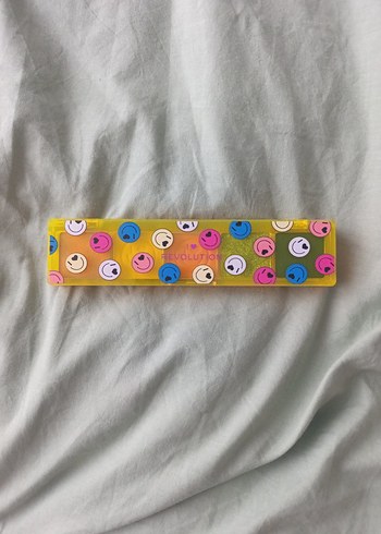 I Heart Revolution Renkli Göz Farı Paleti - Görsel 2