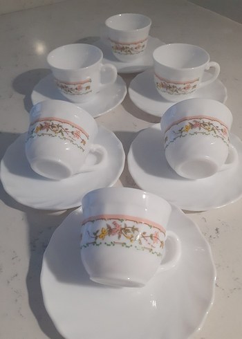 Beyaz Pastel Desenli 6'lı Türk Kahve Fincanı ve Tabağı