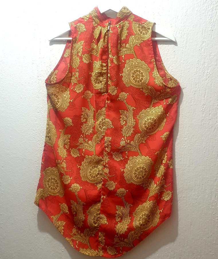 Ayhan Kırmızı Desenli kolsuz Kadın Bluz gömlek L beden - Görsel 3