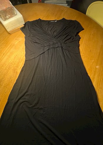 Siyah V Yakalı Kısa Kollu Midi Elbisesi - Görsel 3