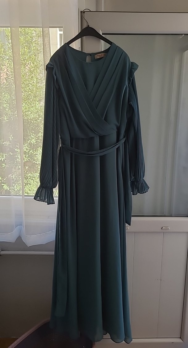 Uzun Kollu Drapeli Yeşil Uzun Elbise - Görsel 2