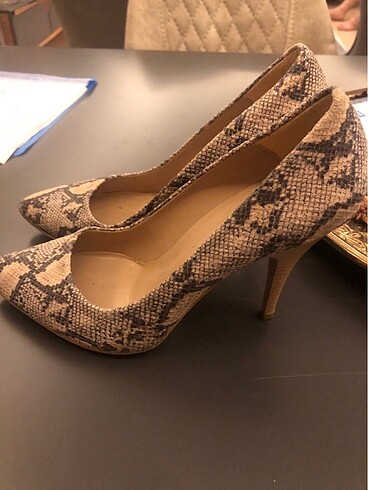 Zara Stiletto