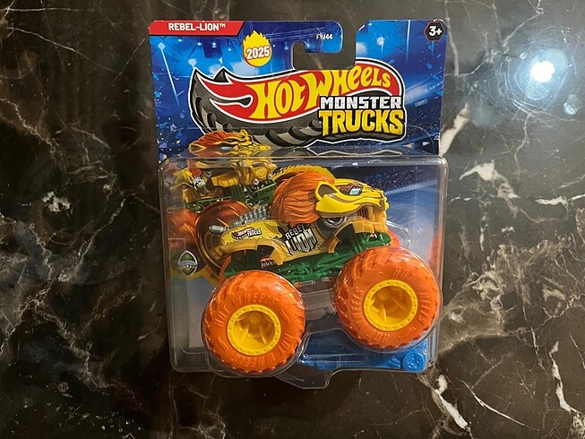 Hot Wheels Monster Trucks Rhinamite