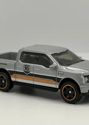 Hot Wheels 2022 Ford F-150 Lightning Gri Oyuncak Araba