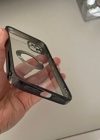 Şeffaf Siyah Telefon Kılıfı - Görsel 3