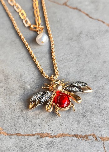 Renkli Taşlı Mini Arı Detaylı Altın Kolye