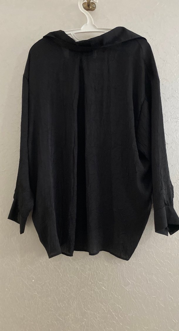 Düğmeli Siyah Keten Kadın Gömlek - Görsel 3