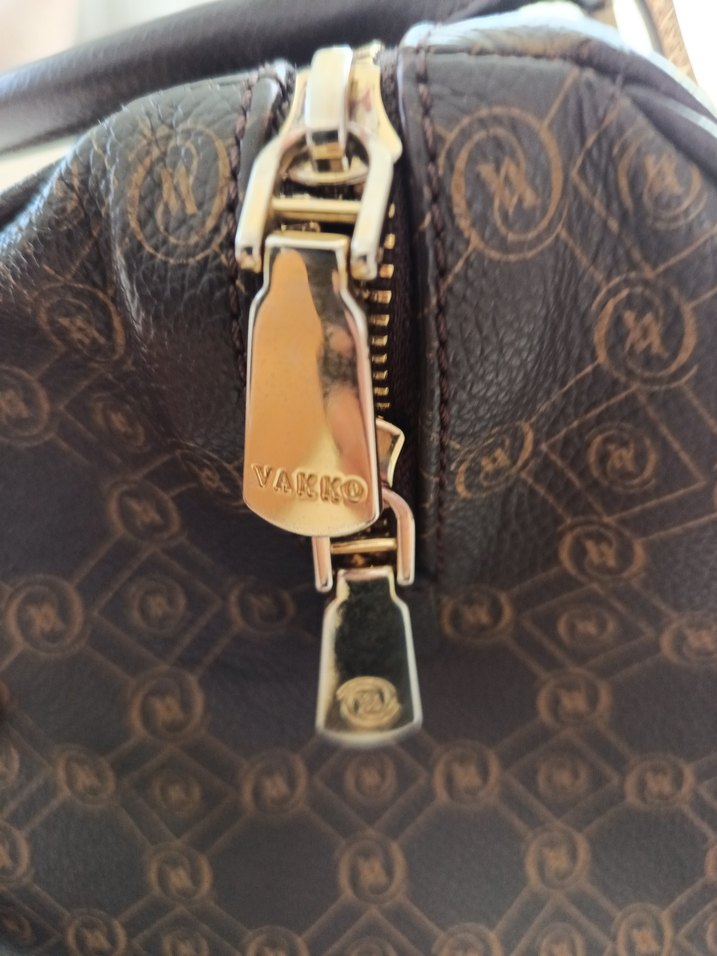 VAKKO Klasik Desenli Kahverengi Deri Çanta - Görsel 2
