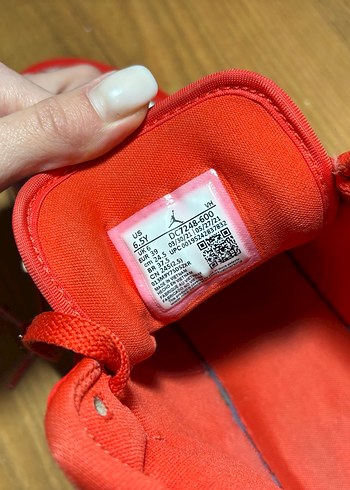 Kadın Renkli Kırmızı Bağcıklı Spor Ayakkabı - Görsel 5