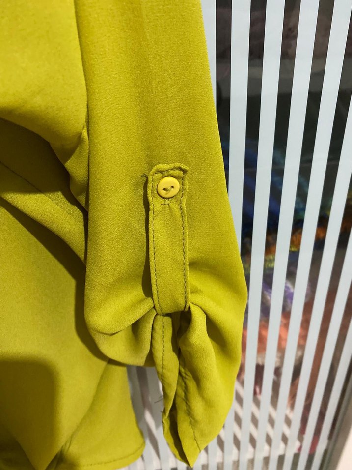 Sarı Drapeli V Yaka Kadın Gömlek - Görsel 2