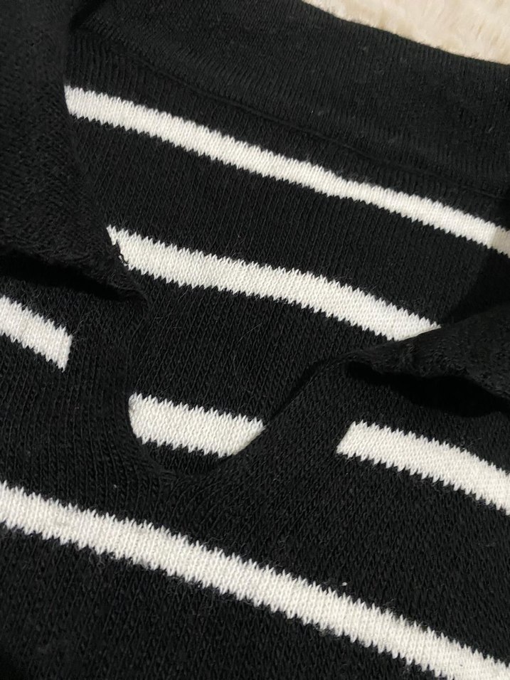 Çizgili Siyah Beyaz Kadın Kazak - Görsel 3