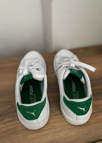 36 Beden Beyaz Kadın Puma Spor Ayakkabı acil satılık