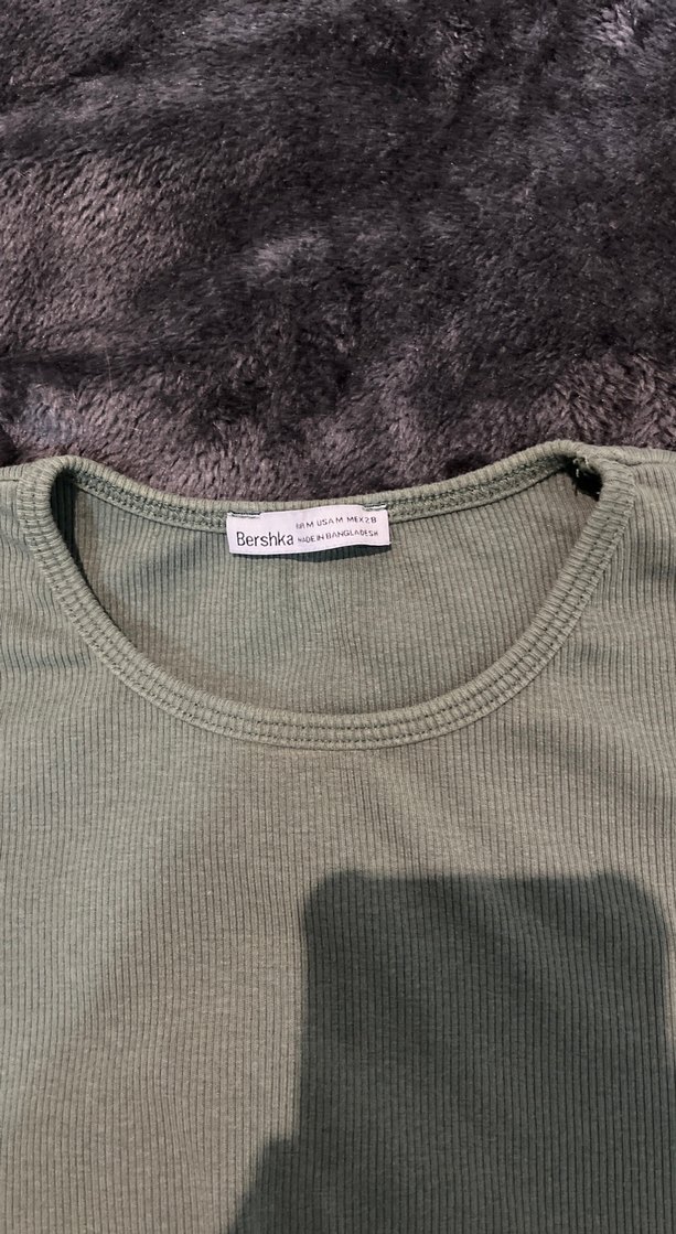 bershka kısa kollu crop top - Görsel 2