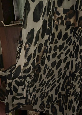 Leopar Desenli Uzun Kollu Gömlek - Görsel 3