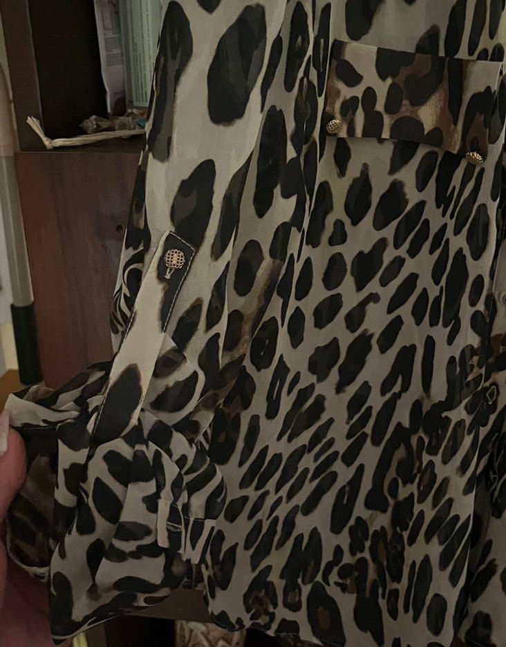 Leopar Desenli Uzun Kollu Gömlek - Görsel 3