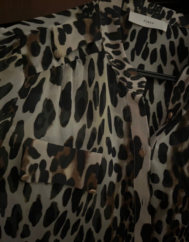 Leopar Desenli Uzun Kollu Gömlek - Görsel 4