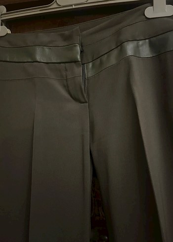 Deri Detaylı Klasik Kadın Kumaş Pantolon - Görsel 3