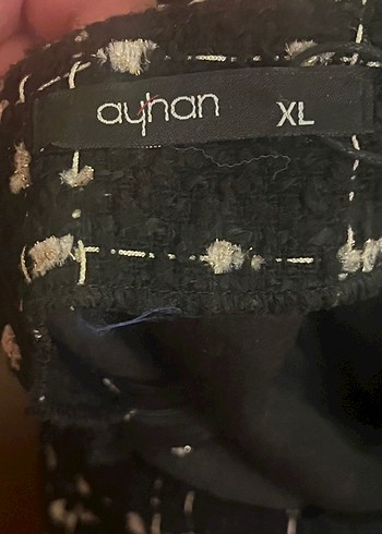 Kemer Detaylı Siyah Etek - Görsel 4