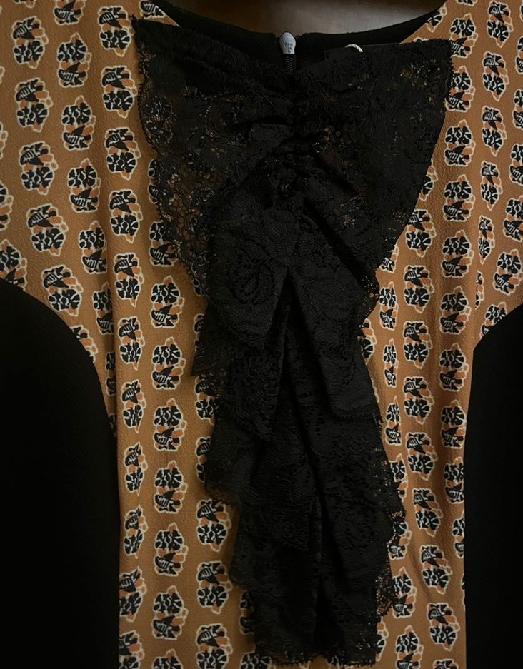 Uzun Kollu Desenli Siyah Elbise - Görsel 4