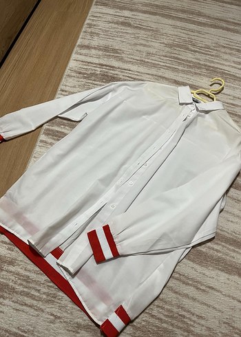 Uzun Kollu Düğmeli Beyaz Mini Gömlek - Görsel 3