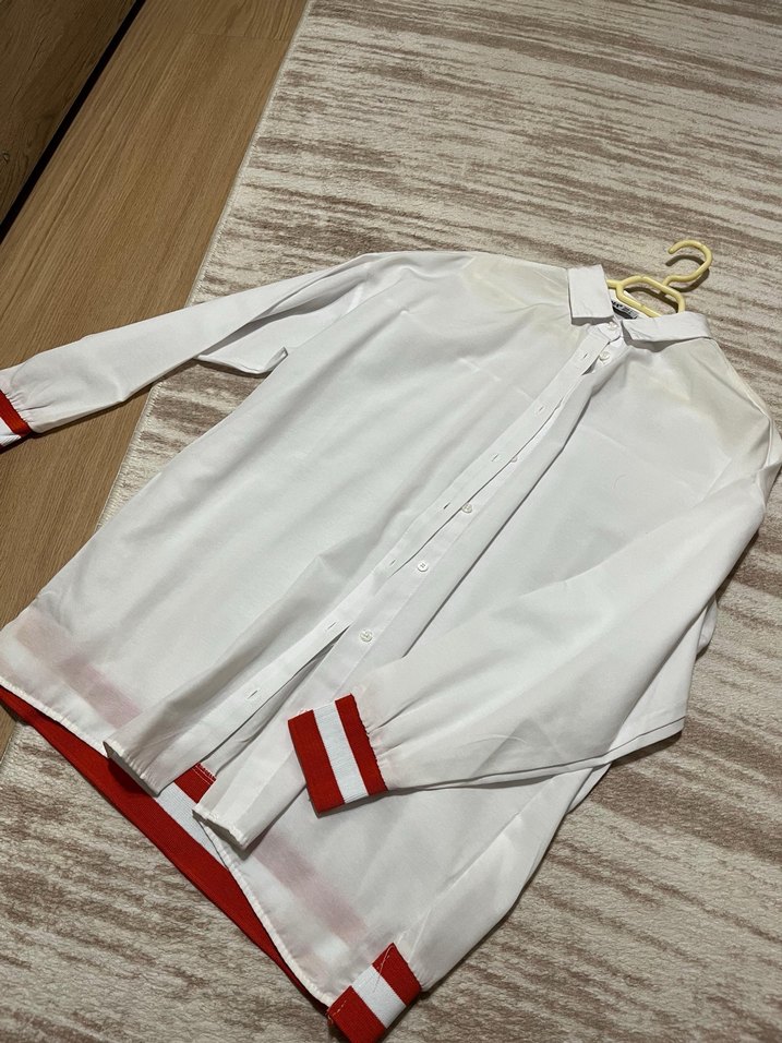 Uzun Kollu Düğmeli Beyaz Mini Gömlek - Görsel 3