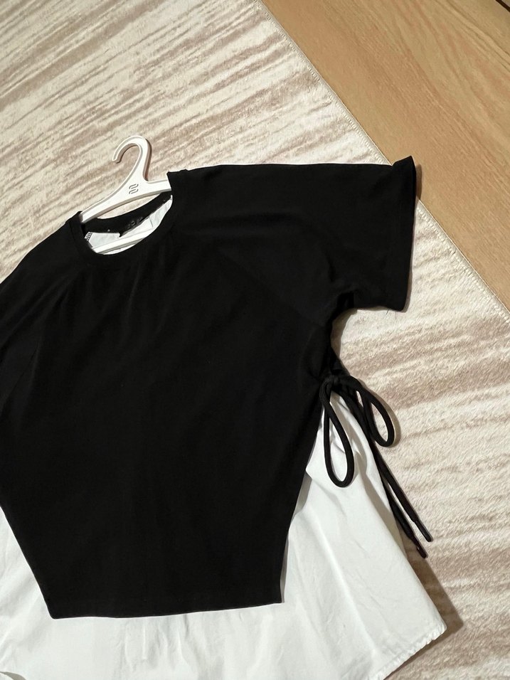 Siyah Bağcıklı Mini Kadın Bluz - Görsel 4