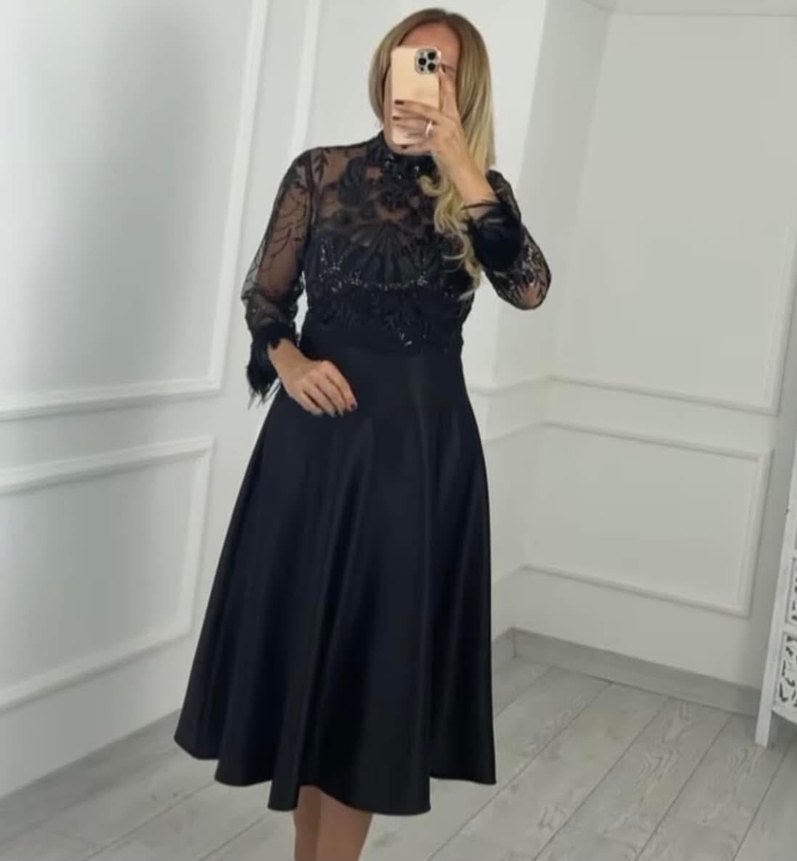 Dantel İşlemeli Siyah Uzun Kollu Gece Elbisesi - Görsel 2